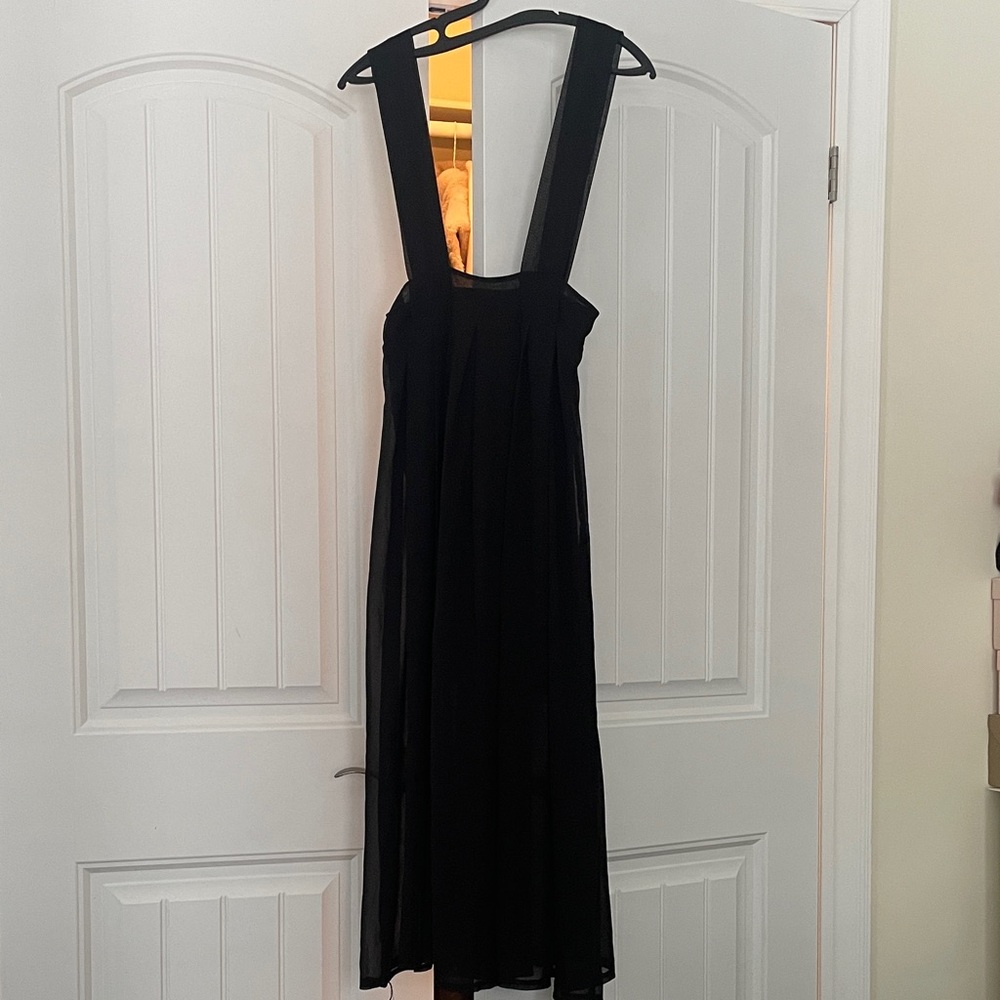 Elegant Black Sleeveless shiffon suspender Dress